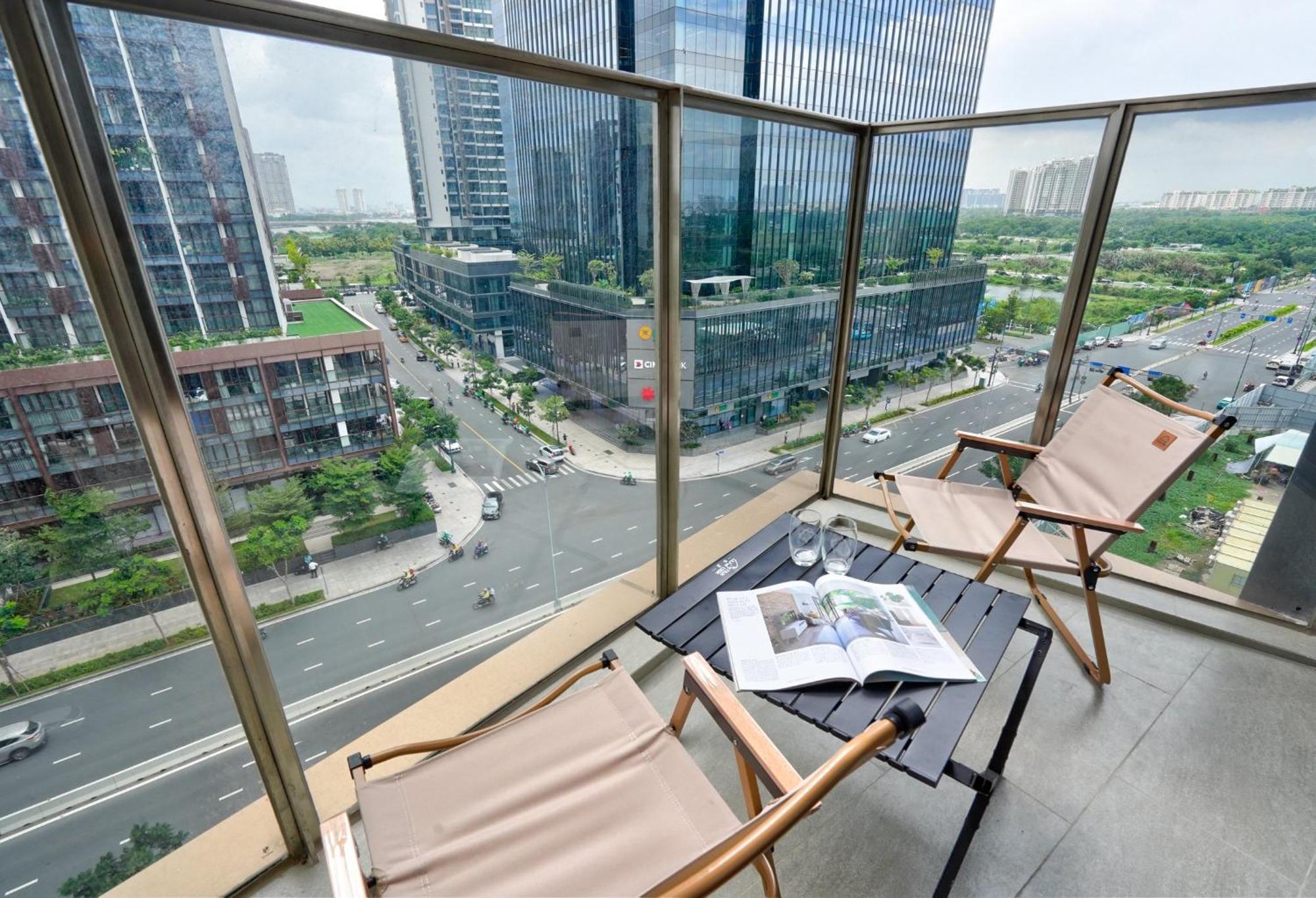 Smile - The Opera Luxury - Infinity Pool * TP. Hồ Chí Minh